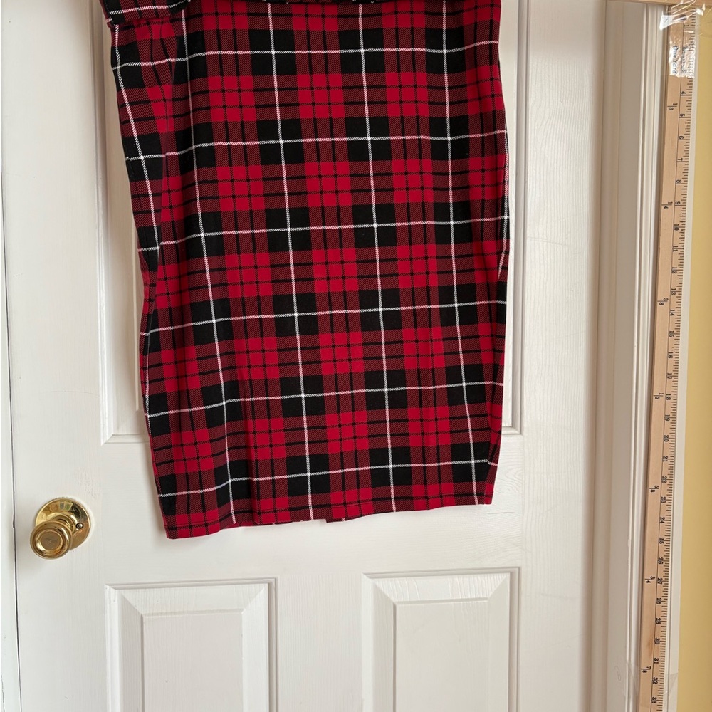 Torrid Red and Black Plaid Pencil Skirt